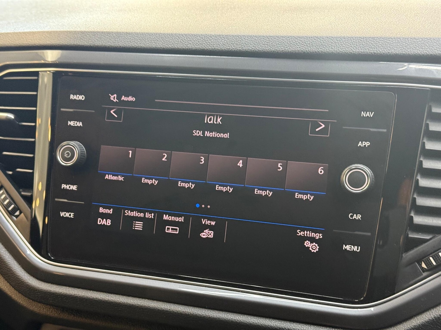 Used Volkswagen T-Roc 2020 for sale - 76360213: Photo 47