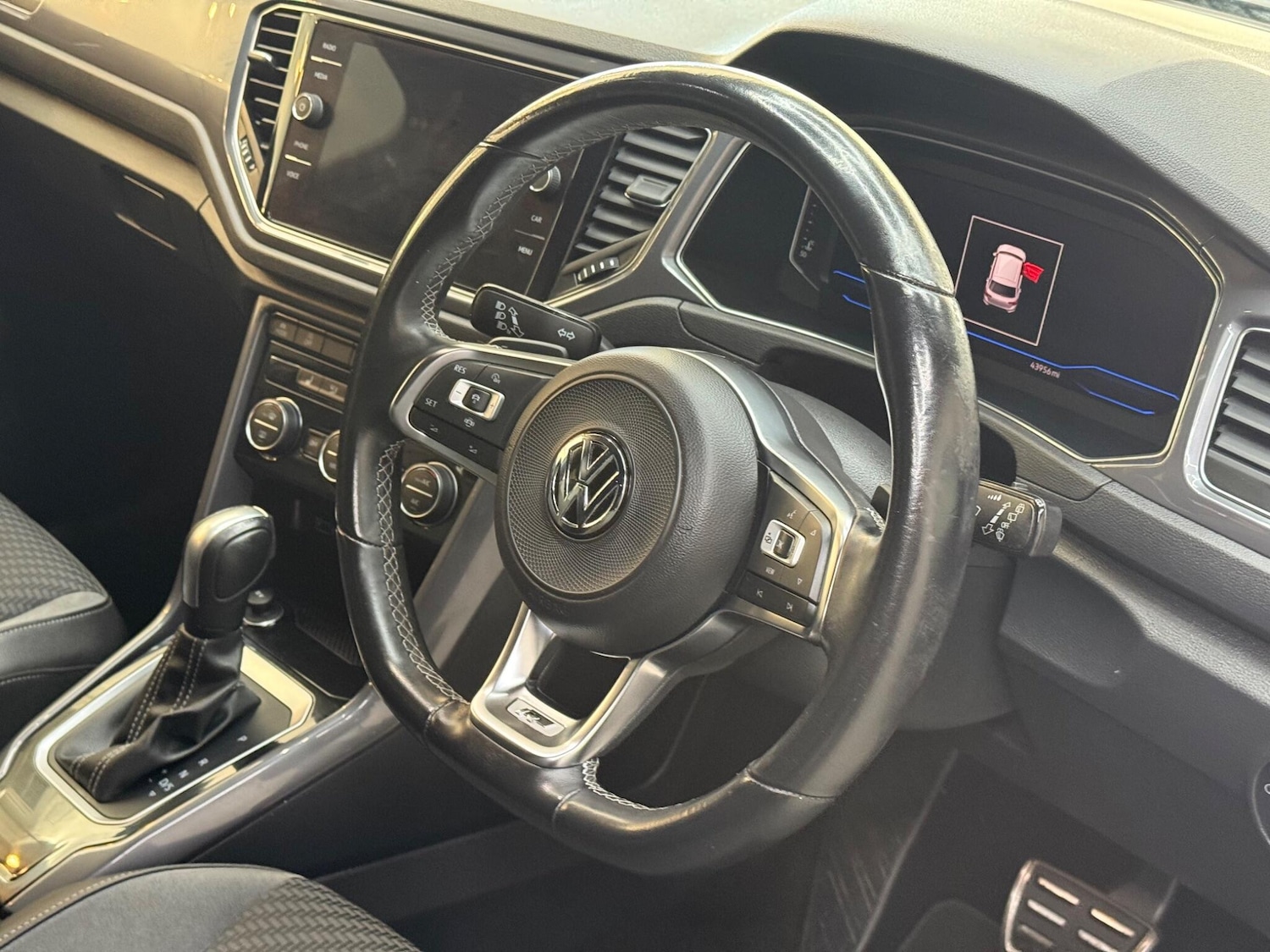 Used Volkswagen T-Roc 2020 for sale - 76360213: Photo 51