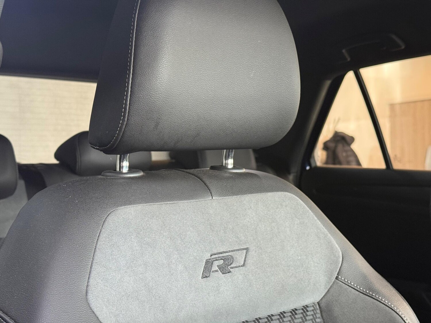 Used Volkswagen T-Roc 2020 for sale - 76360213: Photo 53