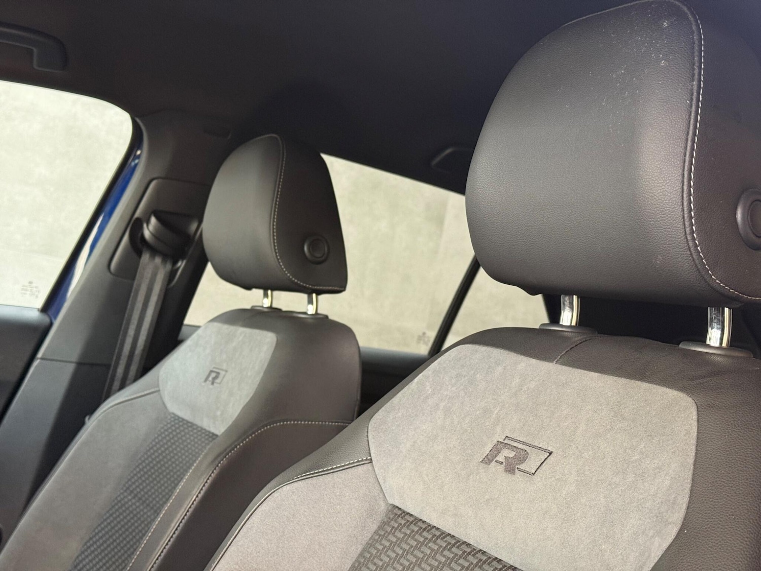 Used Volkswagen T-Roc 2020 for sale - 76360213: Photo 61