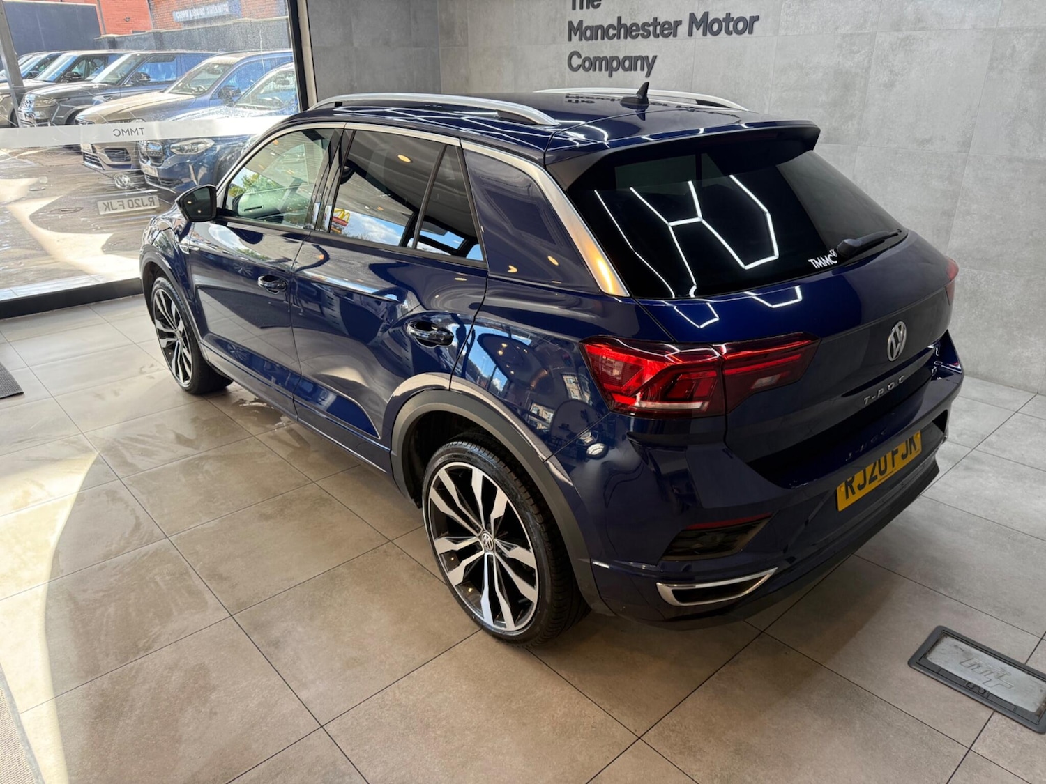 Used Volkswagen T-Roc 2020 for sale - 76360213: Photo 8