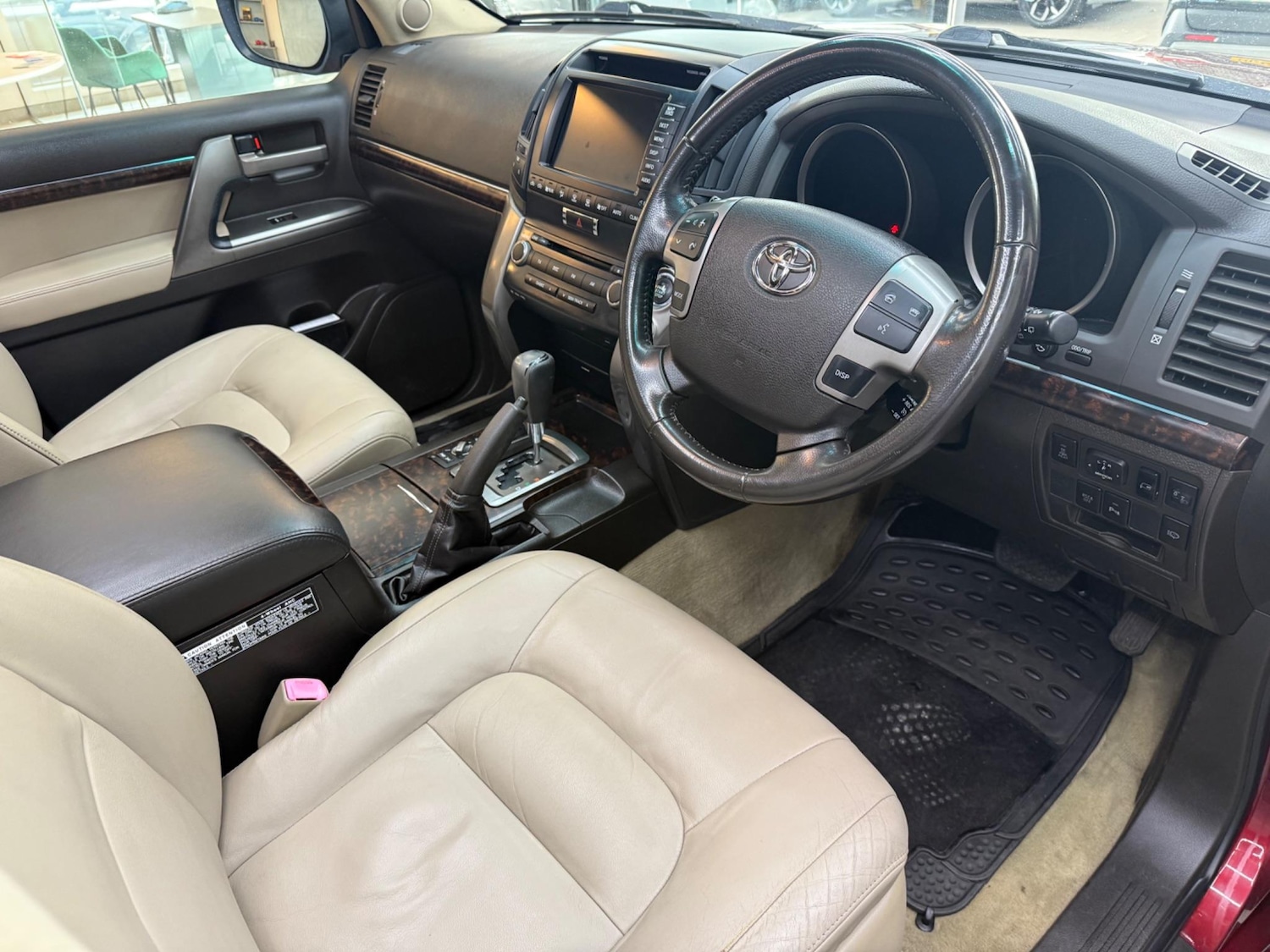 Used Toyota Landcruiser 2008 for sale - 76108620: Photo 11