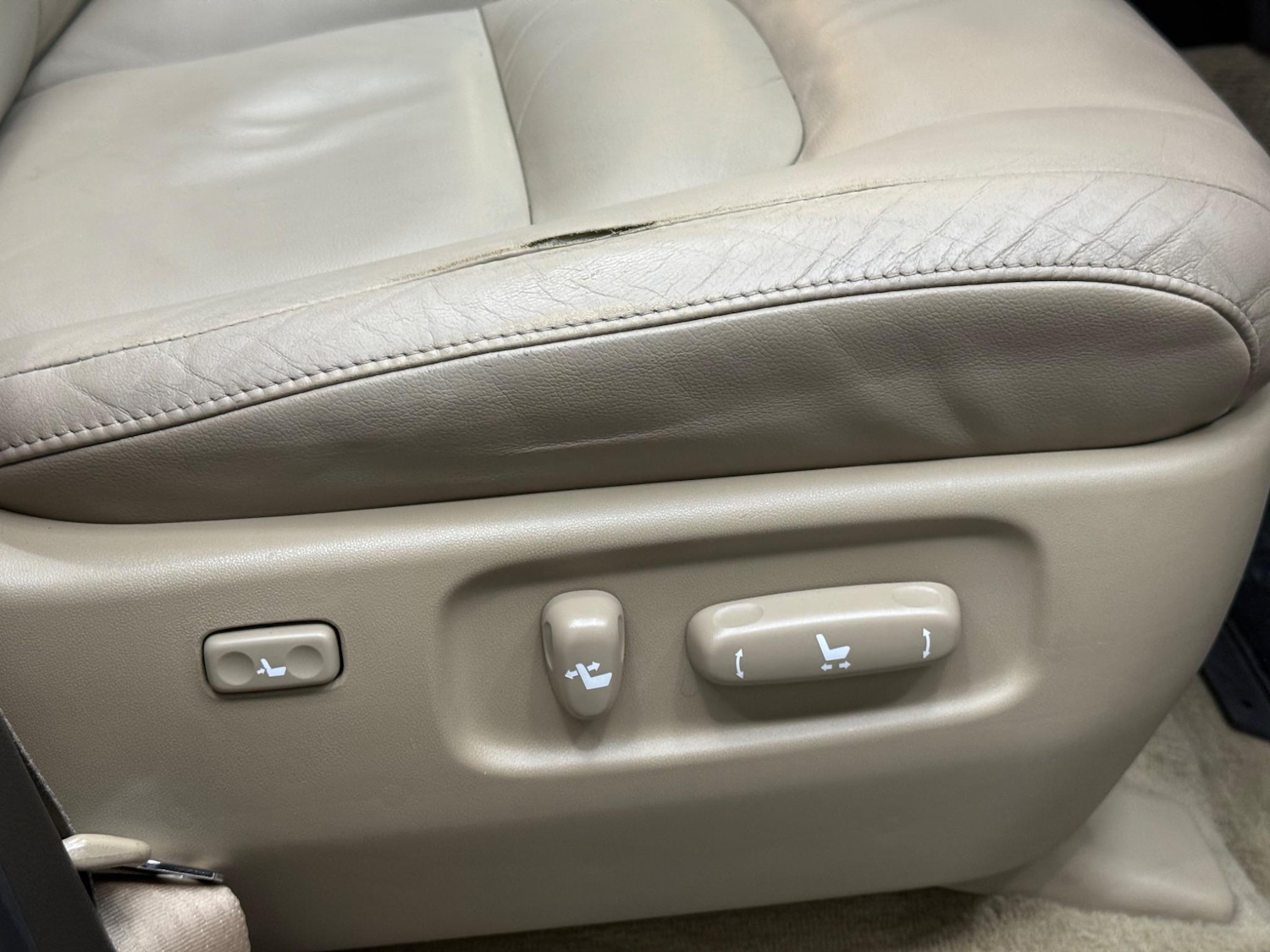 Used Toyota Landcruiser 2008 for sale - 76108620: Photo 25