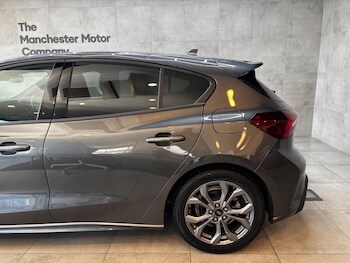 Used Ford Focus 2023 for sale - 77824978: Photo