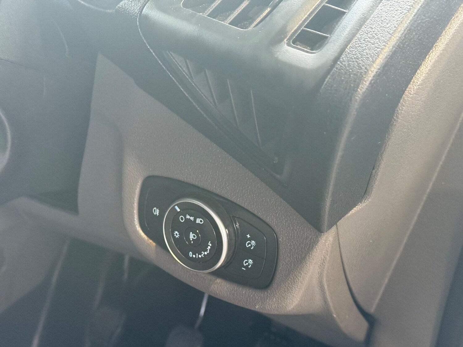 Used Ford Transit Connect 2019 for sale - 76606975: Photo 32