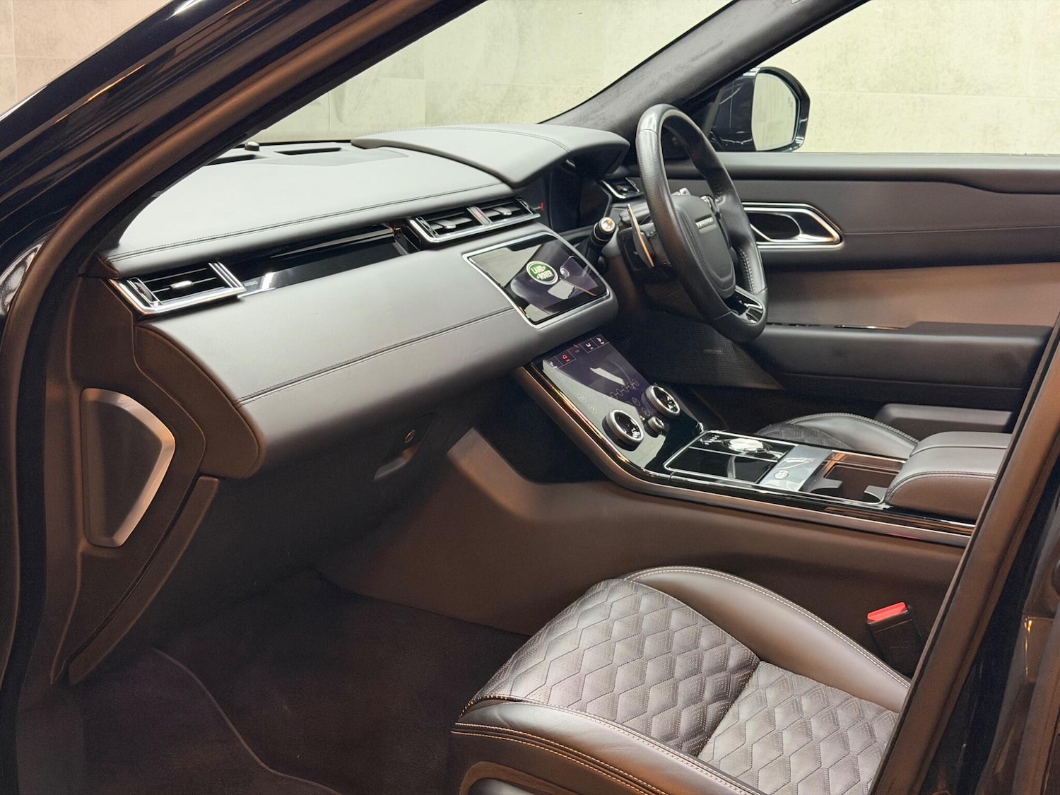 Used Land Rover Range Rover Velar 2019 for sale - 78156715: Photo 14