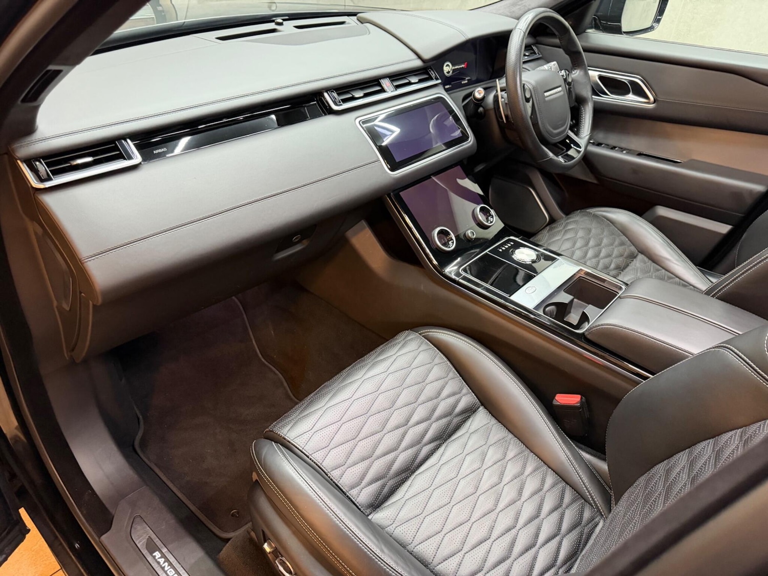 Used Land Rover Range Rover Velar 2019 for sale - 78156715: Photo 56