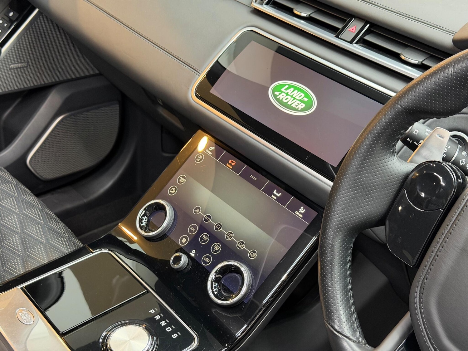 Used Land Rover Range Rover Velar 2019 for sale - 78156715: Photo 61