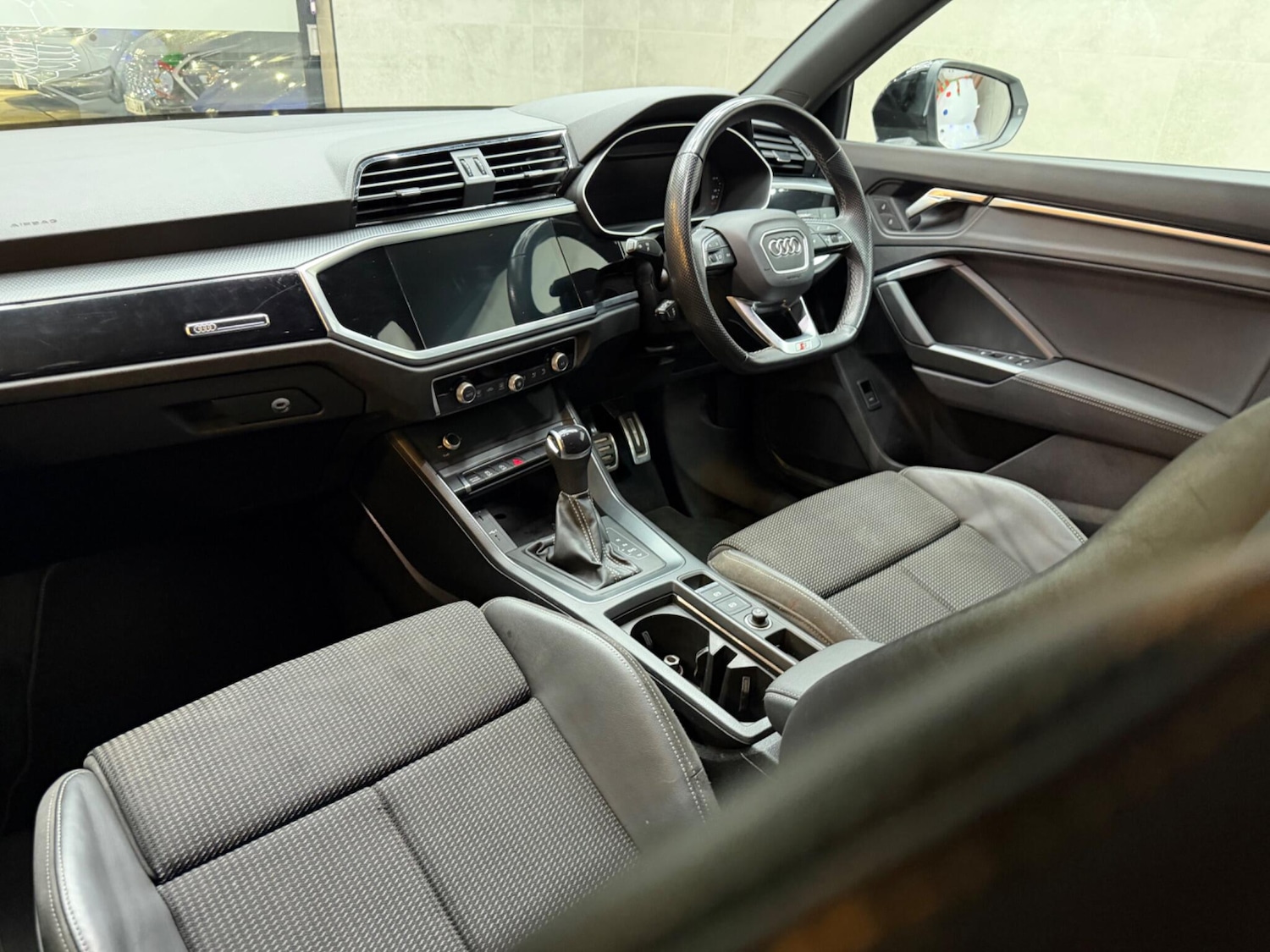 Used Audi Q3 2022 for sale - 77940075: Photo 11