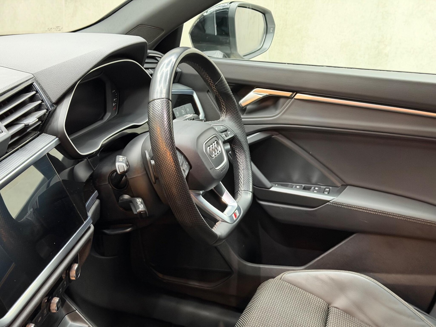 Used Audi Q3 2022 for sale - 77940075: Photo 12