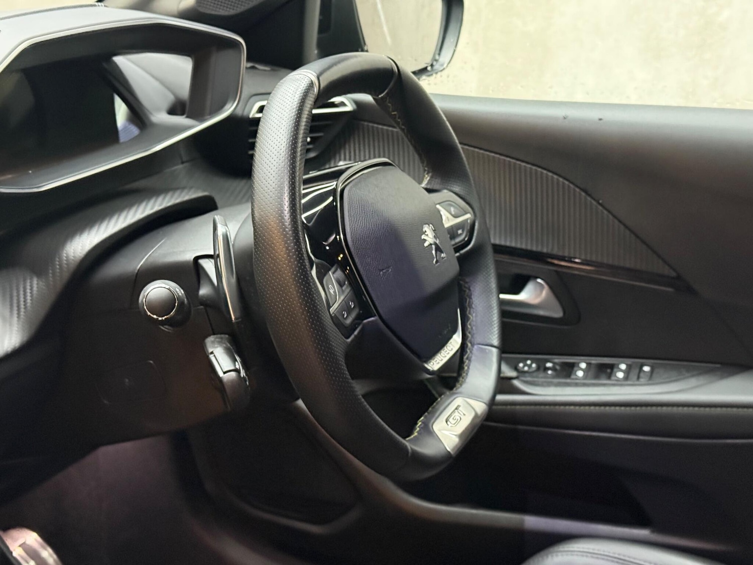 Used Peugeot 208 2023 for sale - 76380802: Photo 15