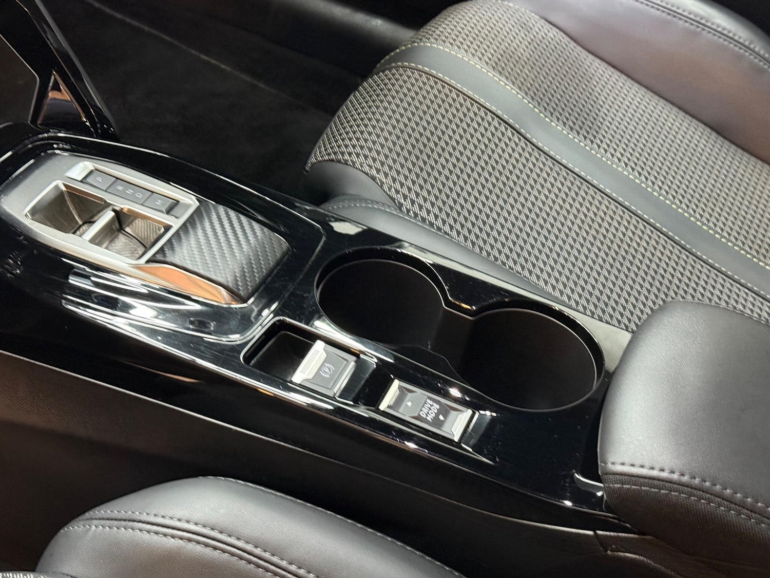 Used Peugeot 208 2023 for sale - 76380802: Photo 18