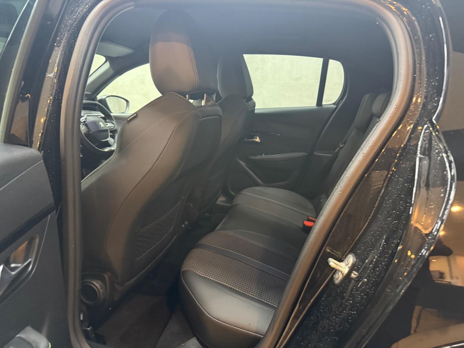 Used Peugeot 208 2023 for sale - 76380802: Photo 27