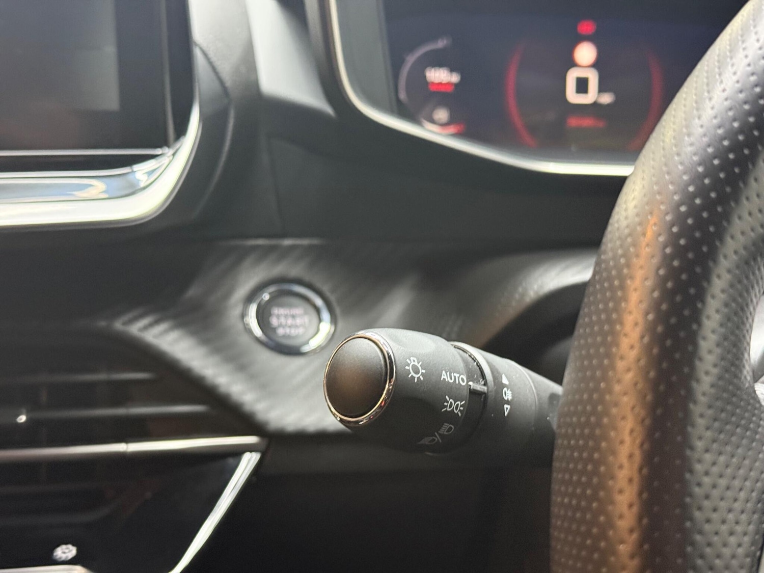 Used Peugeot 208 2023 for sale - 76380802: Photo 29