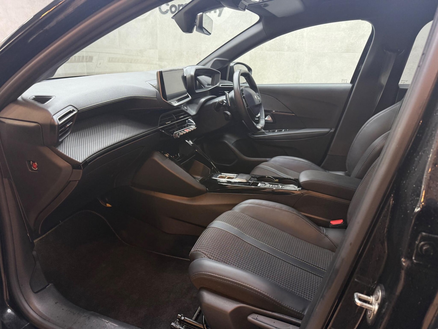 Used Peugeot 208 2023 for sale - 76380802: Photo 47