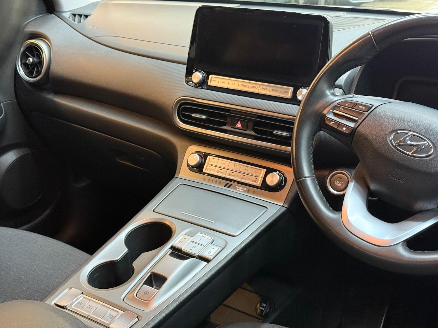 Used Hyundai KONA 2023 for sale - 76752480: Photo 10