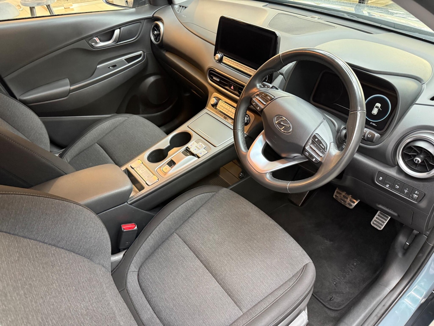 Used Hyundai KONA 2023 for sale - 76752480: Photo 17