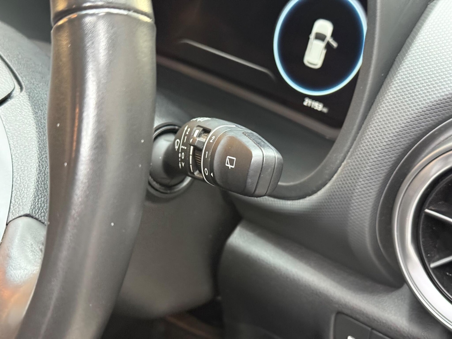 Used Hyundai KONA 2023 for sale - 76752480: Photo 24