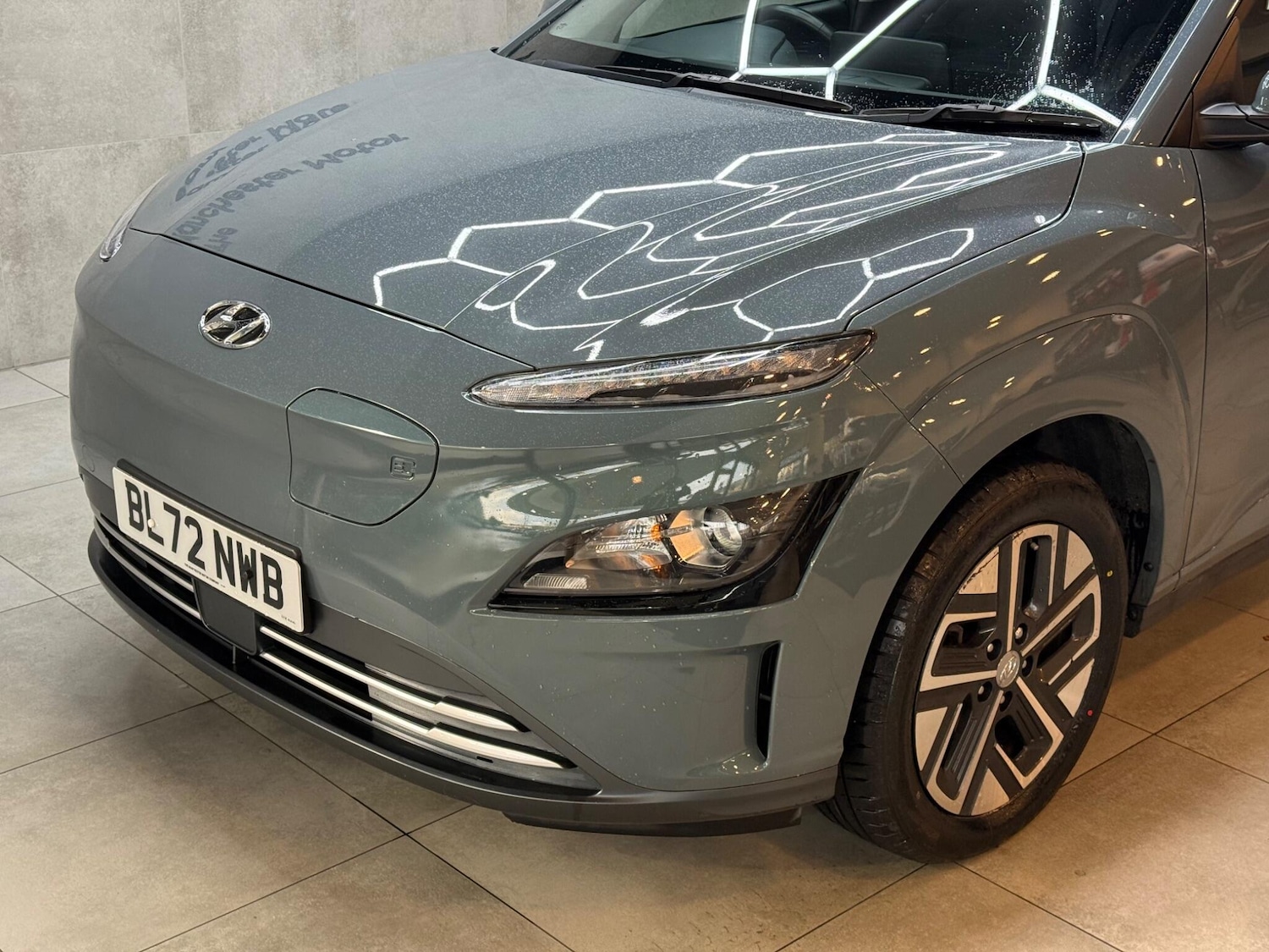 Used Hyundai KONA 2023 for sale - 76752480: Photo 4