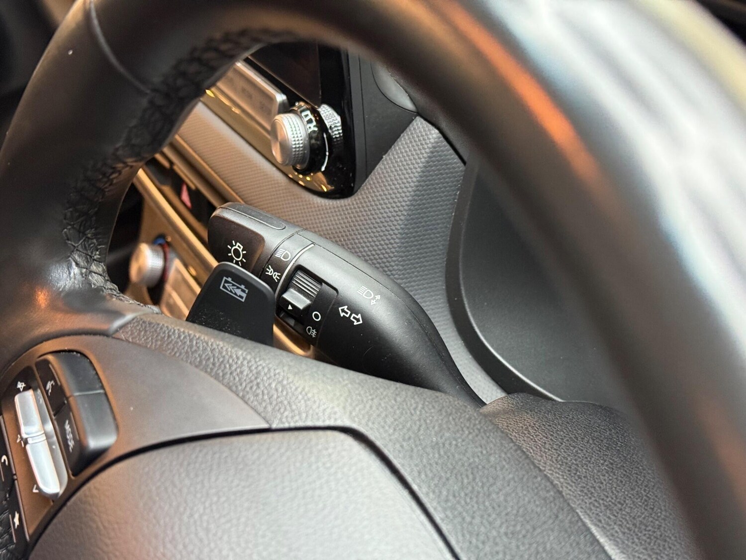 Used Hyundai KONA 2023 for sale - 76752480: Photo 51