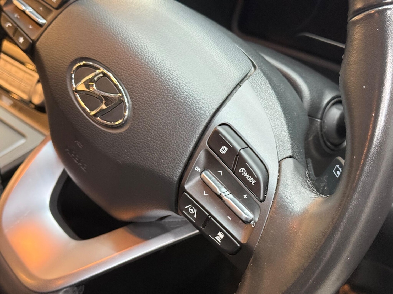 Used Hyundai KONA 2023 for sale - 76752480: Photo 53