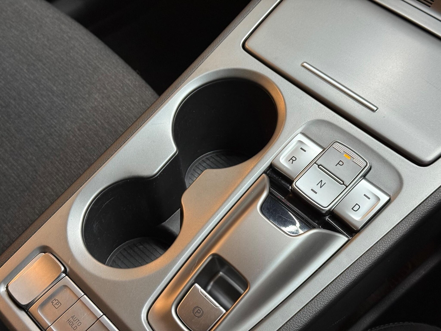 Used Hyundai KONA 2023 for sale - 76752480: Photo 6