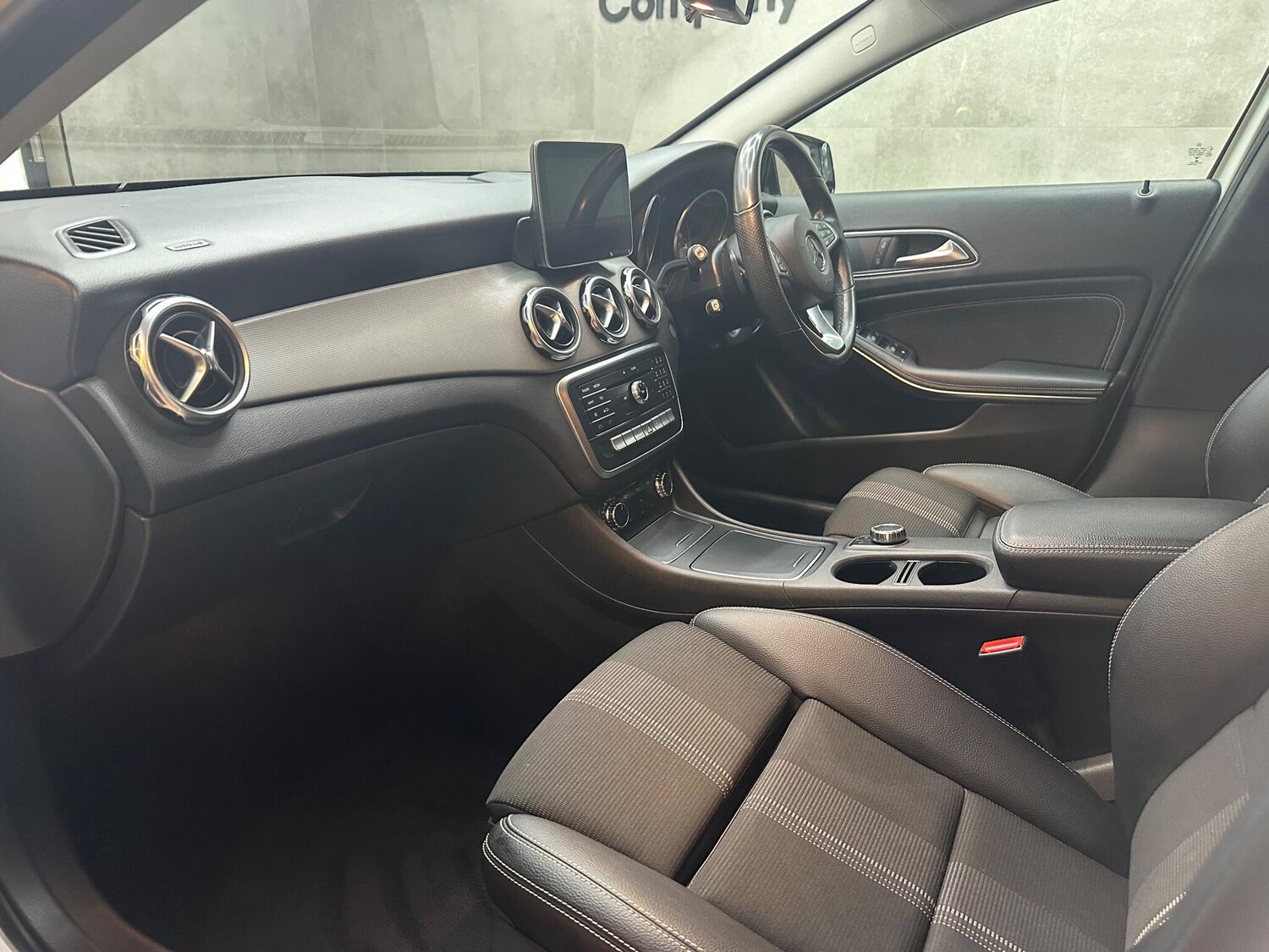 Used Mercedes-Benz GLA 2018 for sale - 78020480: Photo 41