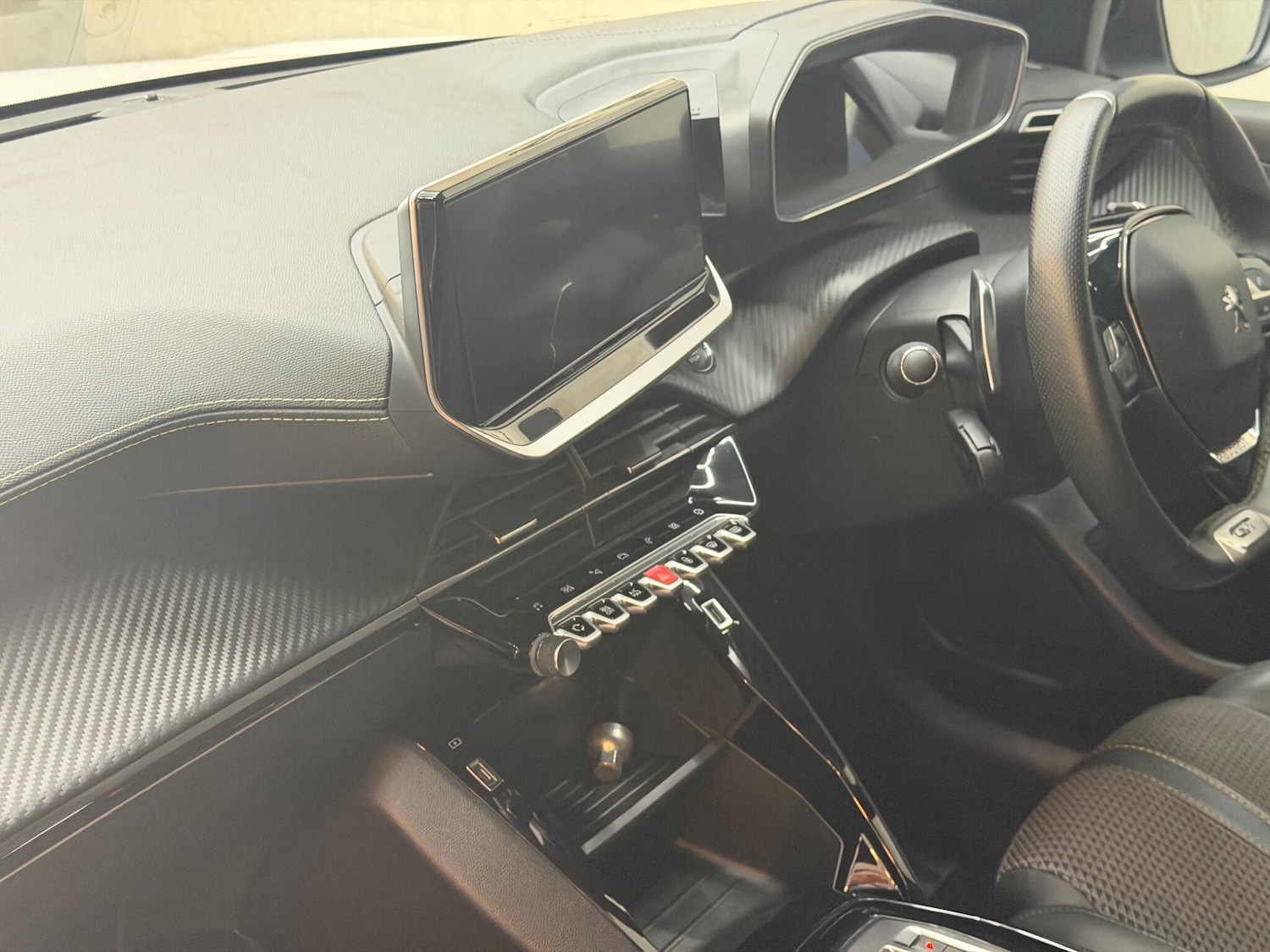 Used Peugeot 208 2023 for sale - 78170550: Photo 19