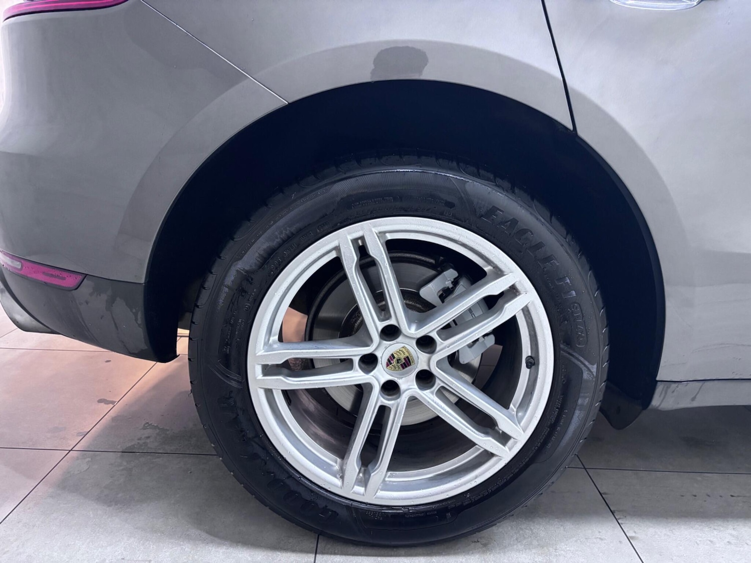 Used Porsche Macan 2014 for sale - 76337819: Photo 12