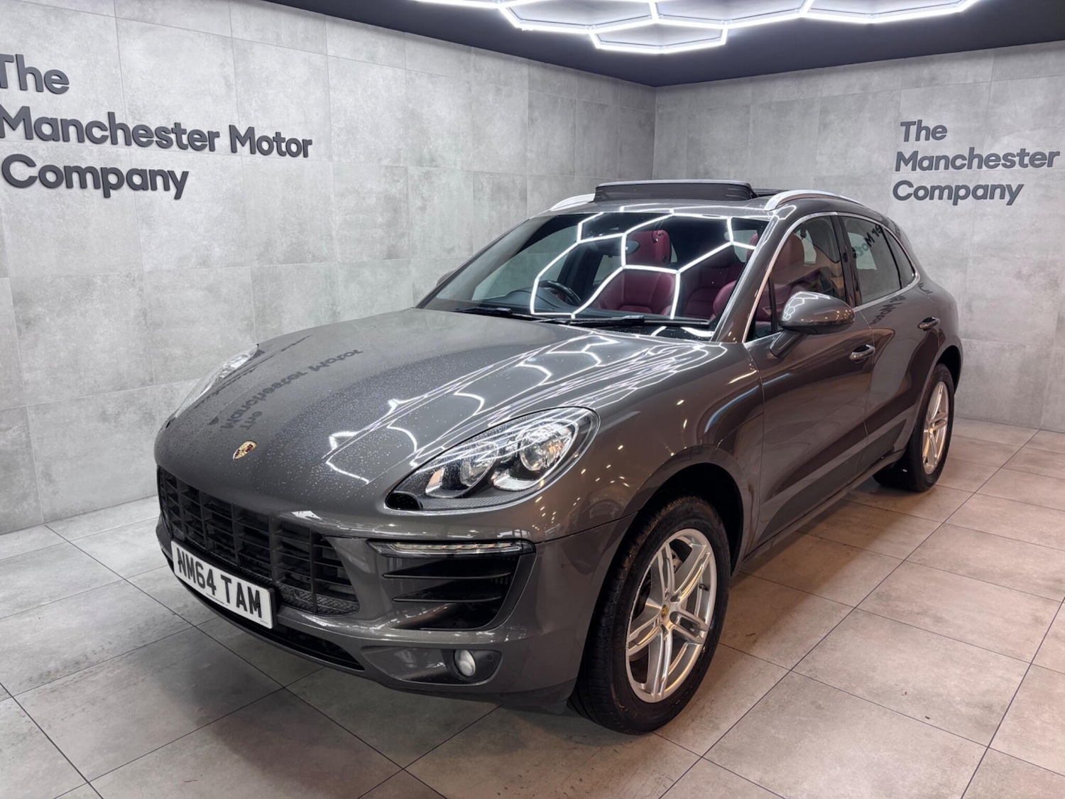Used Porsche Macan 2014 for sale - 76337819: Photo 2