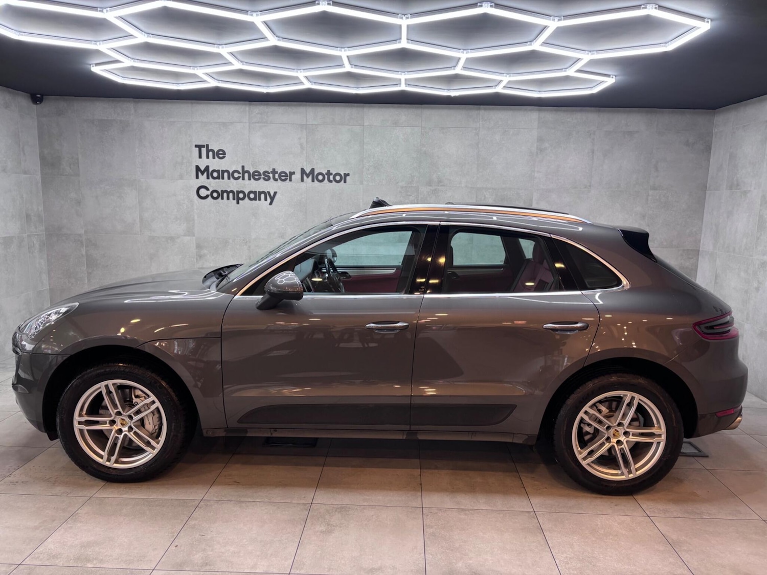 Used Porsche Macan 2014 for sale - 76337819: Photo 21