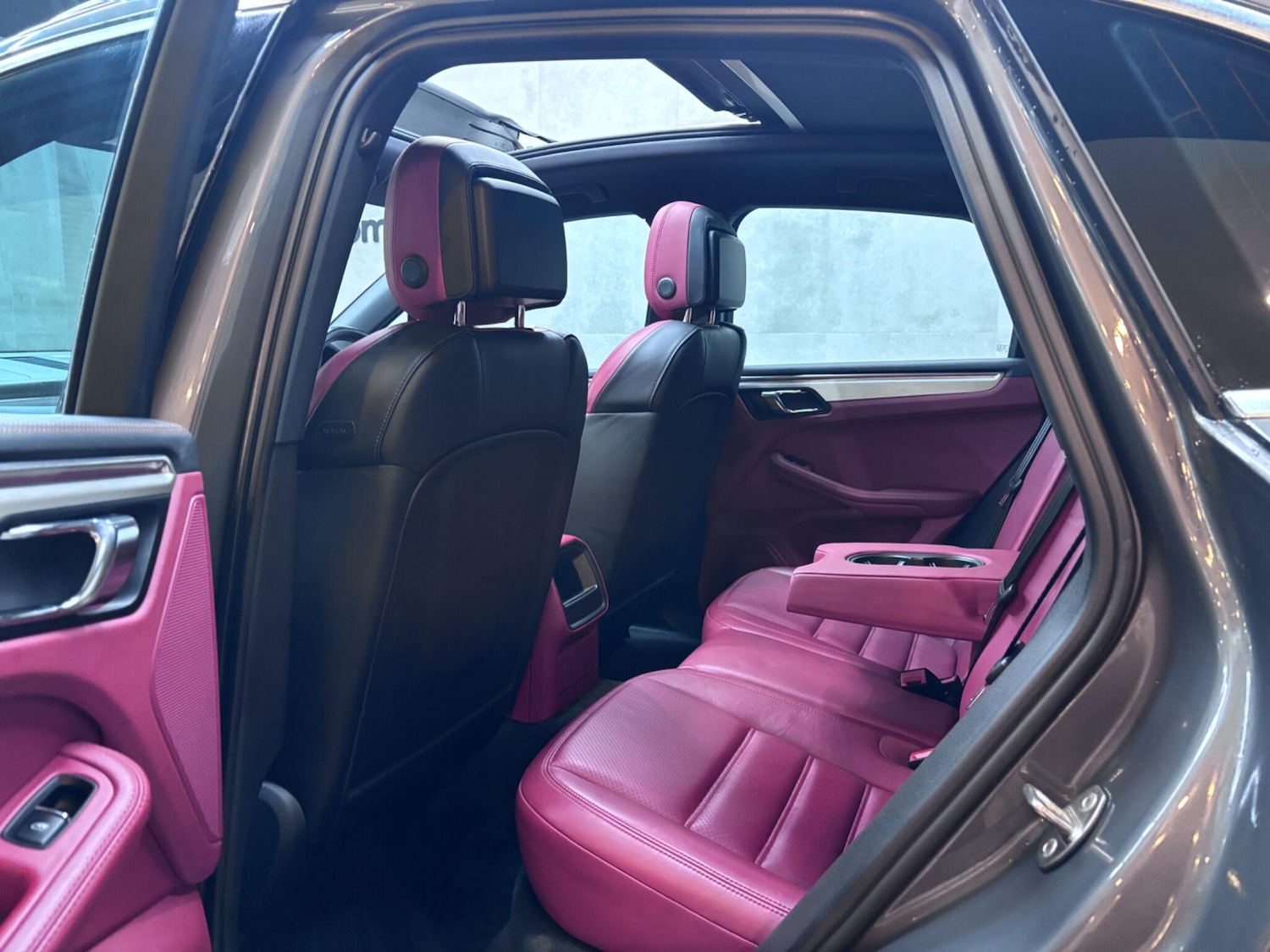 Used Porsche Macan 2014 for sale - 76337819: Photo 26