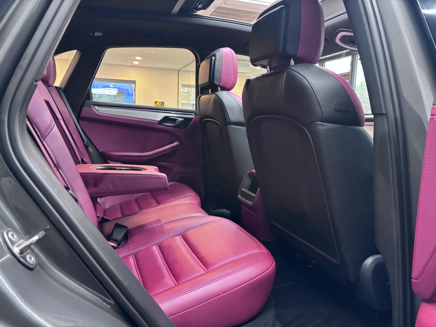 Used Porsche Macan 2014 for sale - 76337819: Photo 32