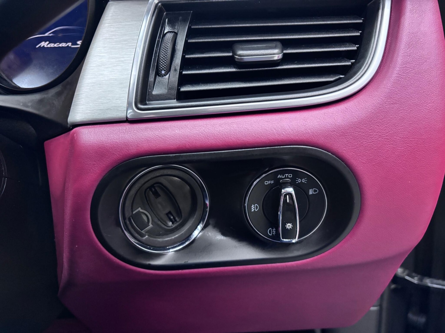 Used Porsche Macan 2014 for sale - 76337819: Photo 47