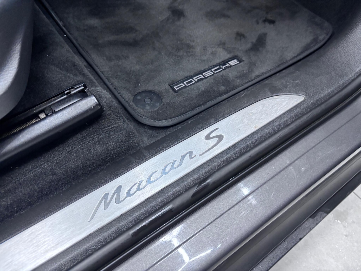 Used Porsche Macan 2014 for sale - 76337819: Photo 49