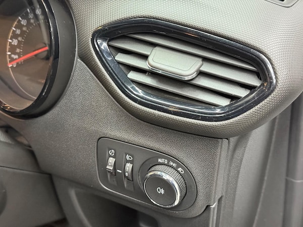 Used Vauxhall Crossland X 2020 for sale - 76094835: Photo 32