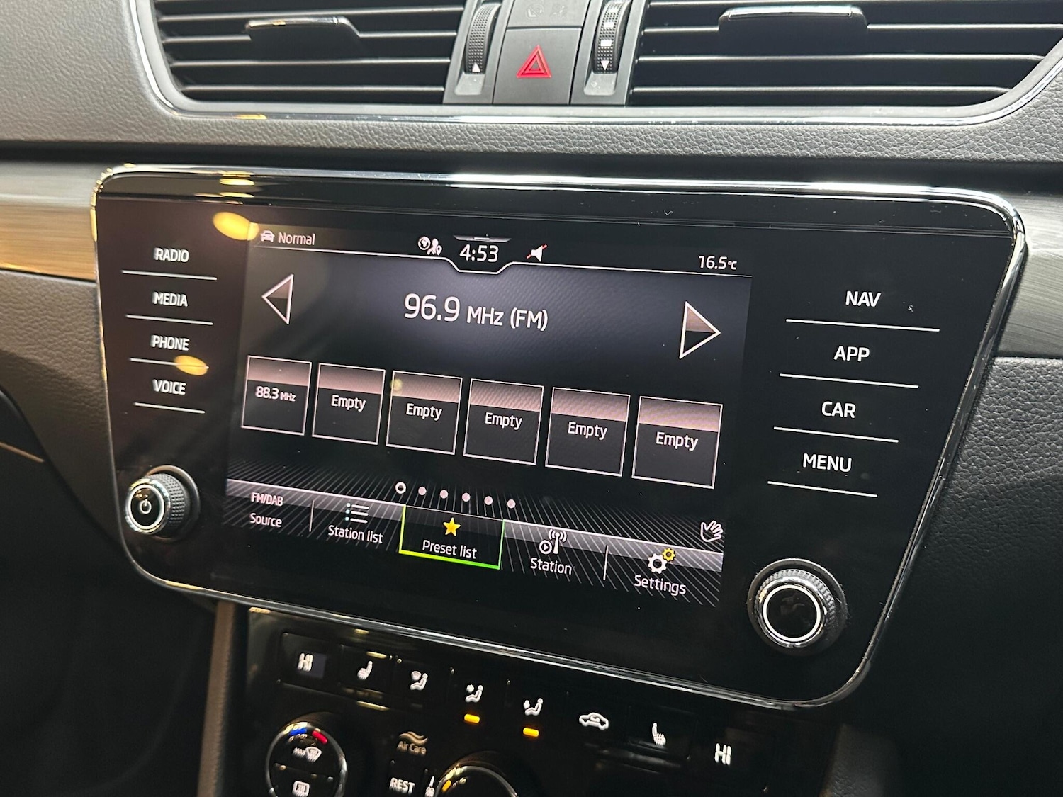 Used Skoda Superb 2021 for sale - 78019010: Photo 32