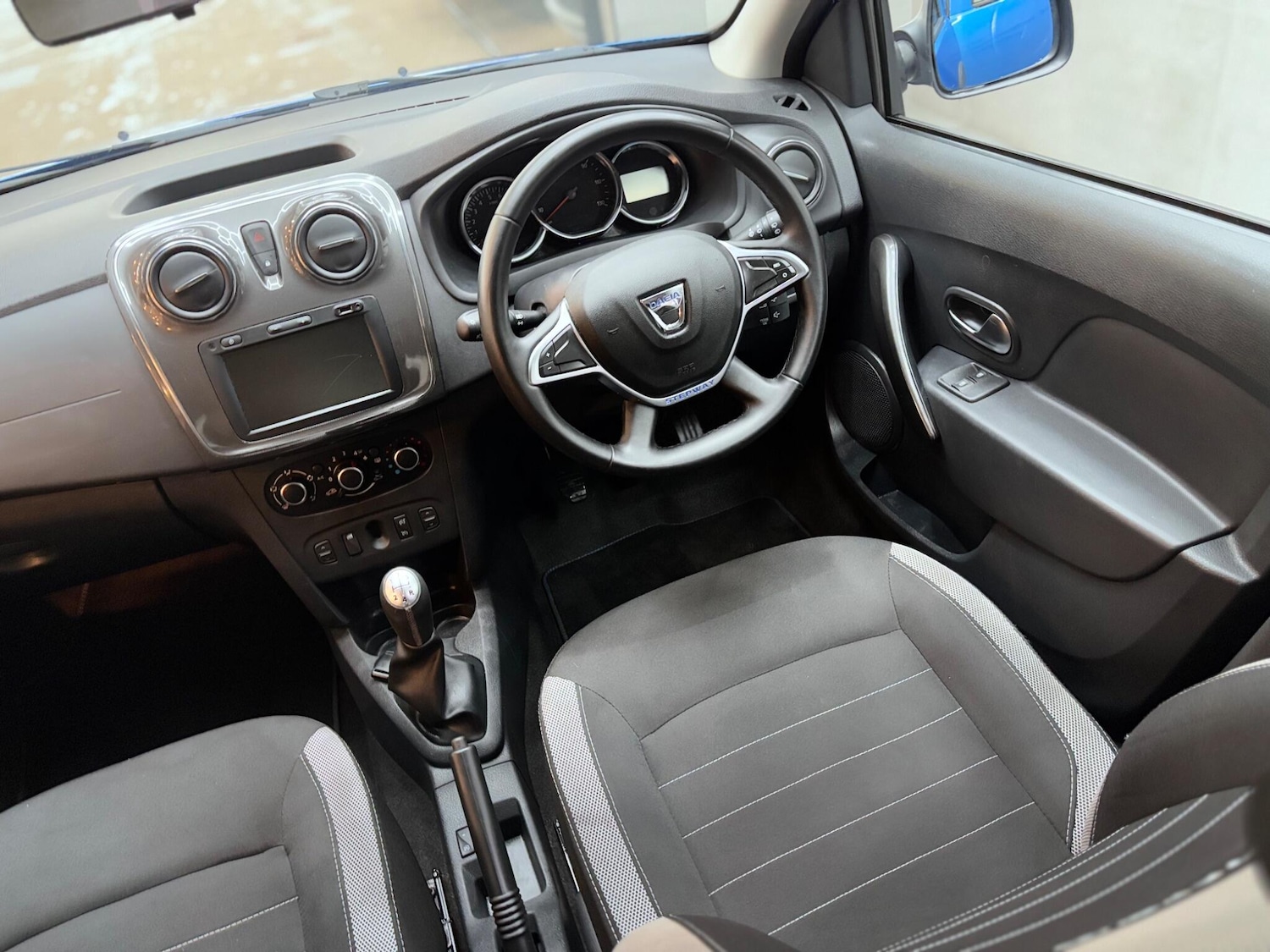 Used Dacia Sandero Stepway 2020 for sale - 76759307: Photo 22