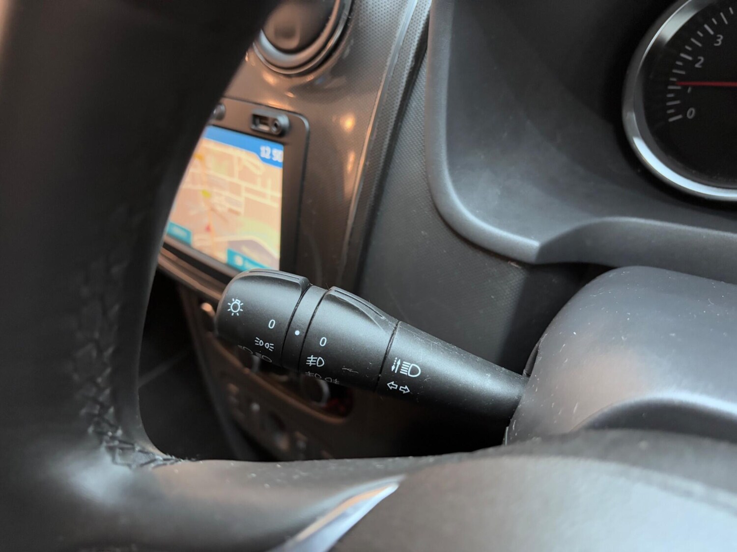 Used Dacia Sandero Stepway 2020 for sale - 76759307: Photo 44