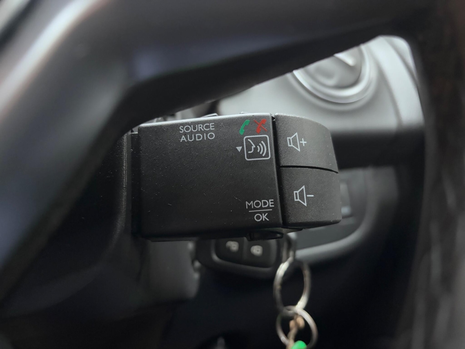 Used Dacia Sandero Stepway 2020 for sale - 76759307: Photo 46