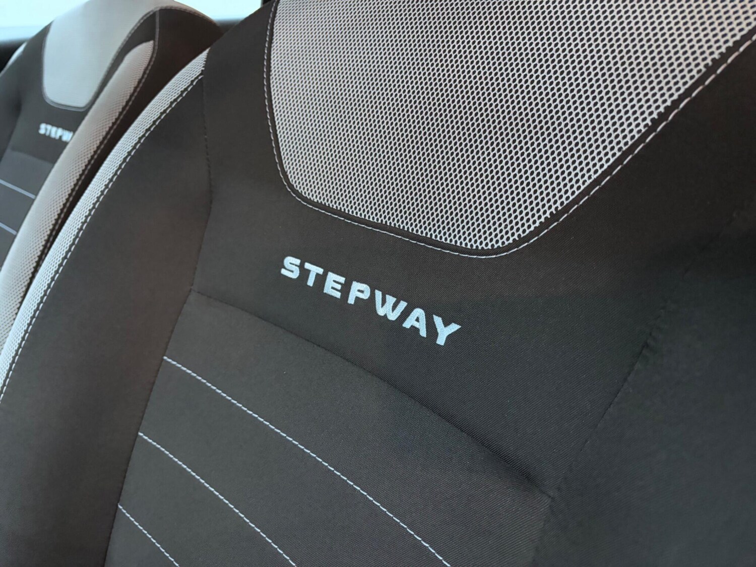 Used Dacia Sandero Stepway 2020 for sale - 76759307: Photo 77