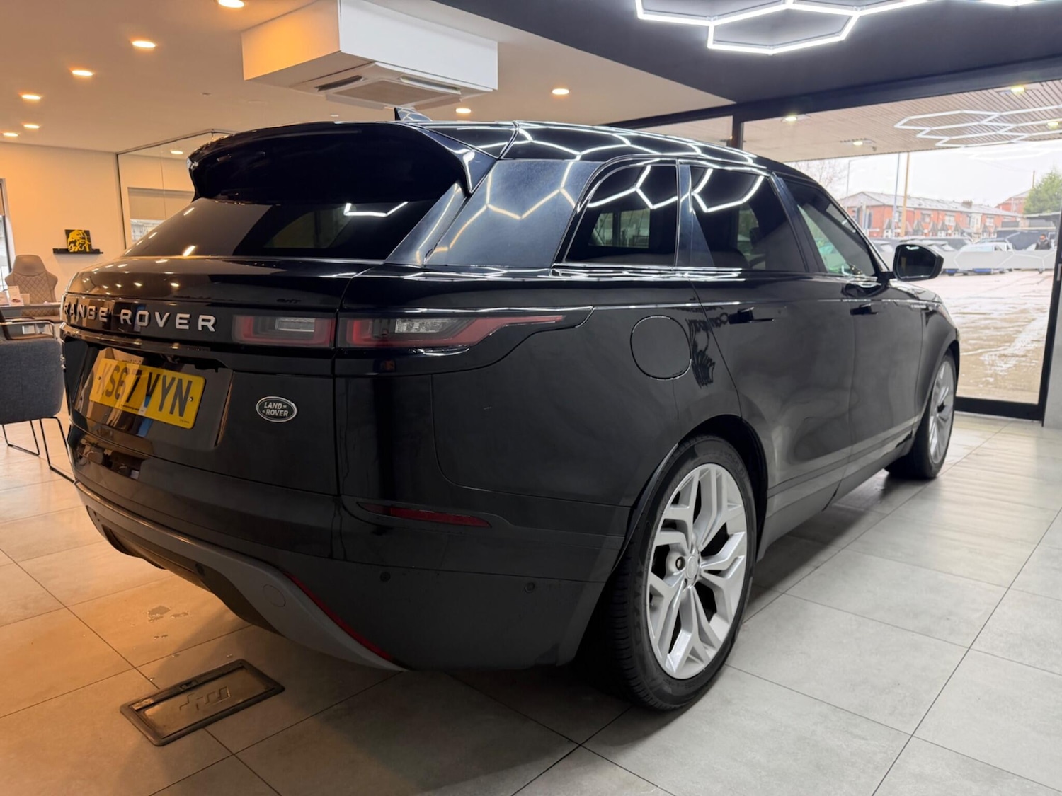 Used Land Rover Range Rover Velar 2017 for sale - 77156597: Photo 10