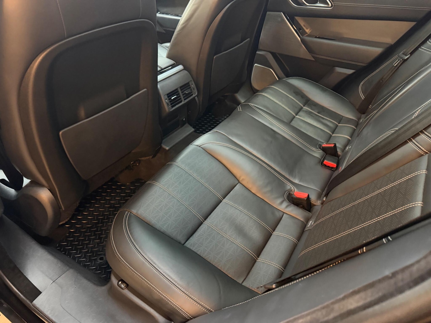 Used Land Rover Range Rover Velar 2017 for sale - 77156597: Photo 21