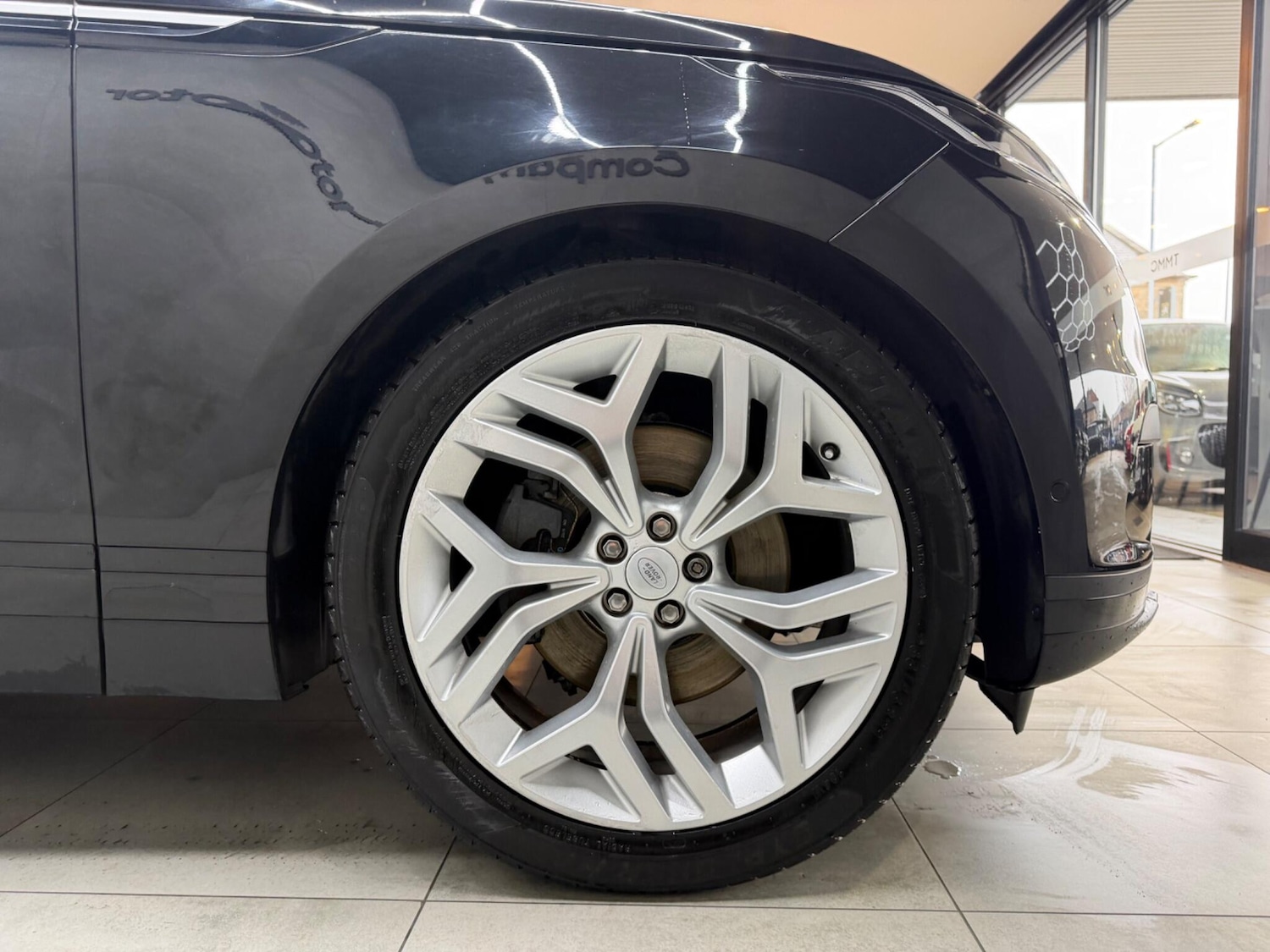 Used Land Rover Range Rover Velar 2017 for sale - 77156597: Photo 28