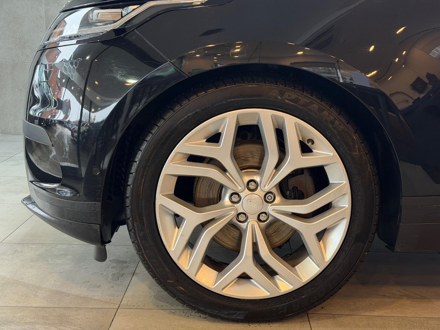 Used Land Rover Range Rover Velar 2017 for sale - 77156597: Photo 32