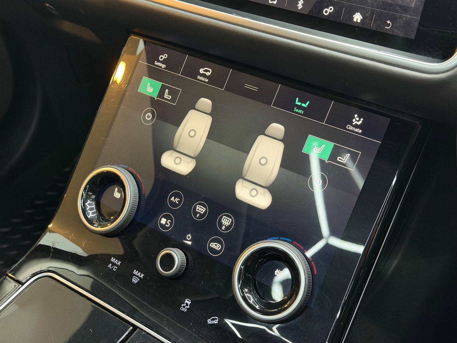 Used Land Rover Range Rover Velar 2017 for sale - 77156597: Photo 40