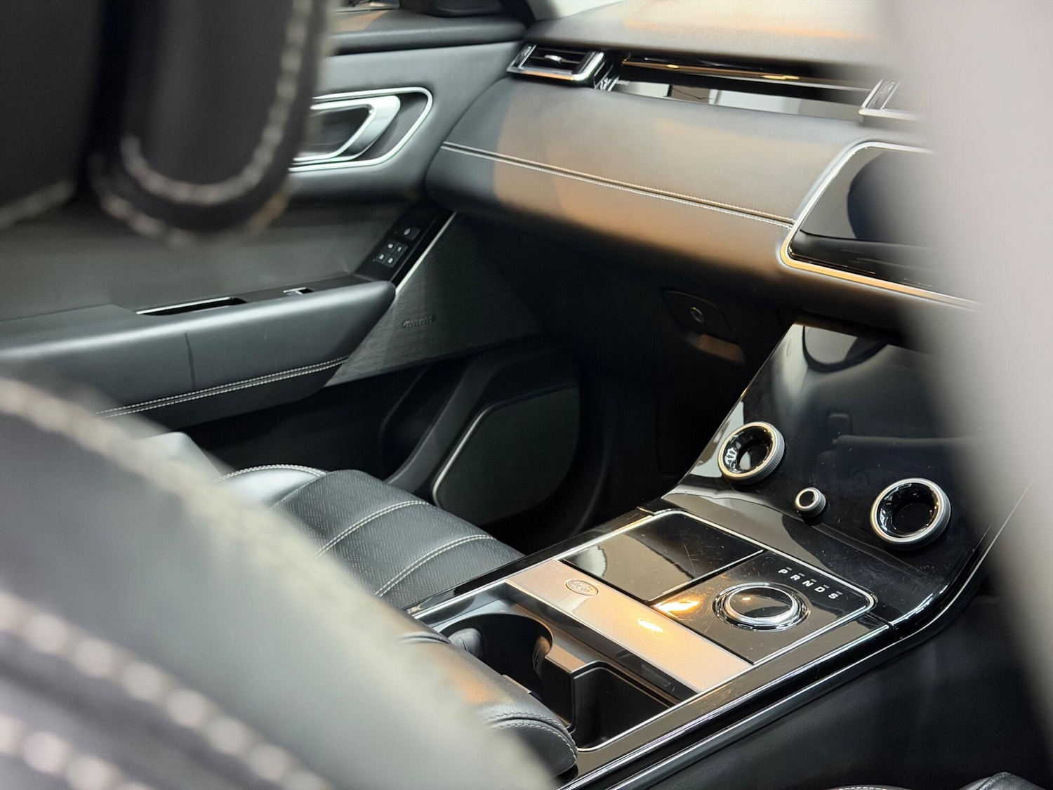 Used Land Rover Range Rover Velar 2017 for sale - 77156597: Photo 59