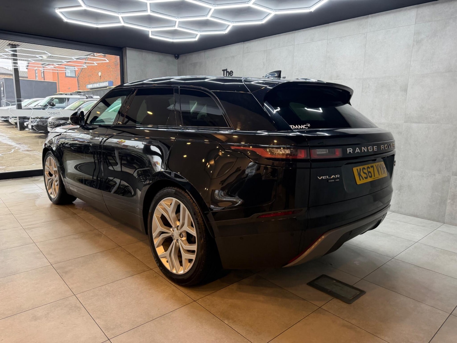 Used Land Rover Range Rover Velar 2017 for sale - 77156597: Photo 9