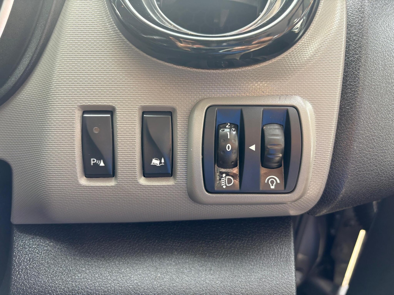 Vehicle 32
