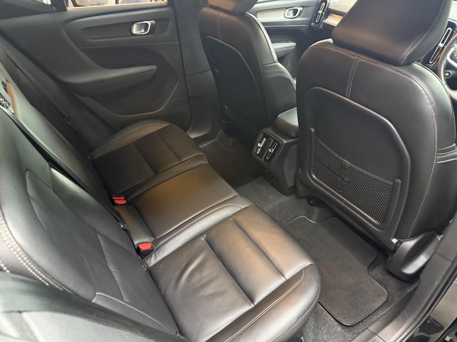 Used Volvo XC40 for sale - 76995422: Photo 16